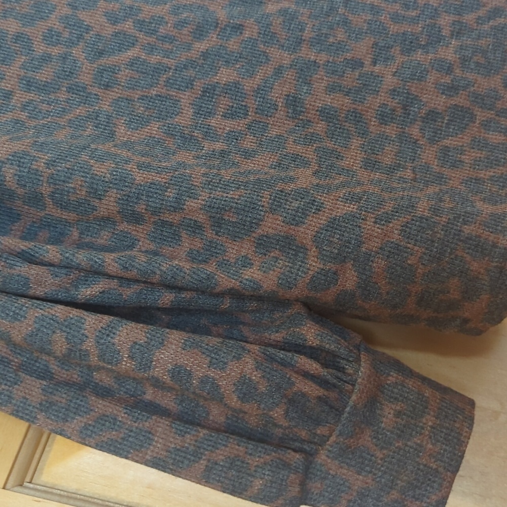 Beachlunchlounge sweater cheetah print - Picture 3 of 4